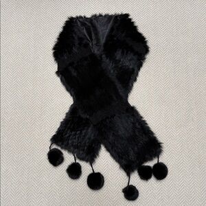 REVOLVE x It’s a New Vision Fur Scarf / Wrap / Stole / Shawl in Black. Like New